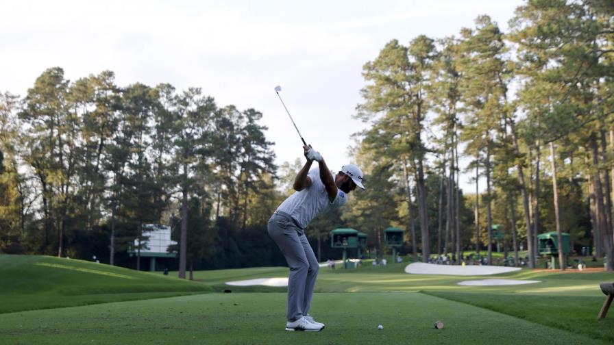 Johnson toma liderato en solitario del Masters en arranque de tercera ronda