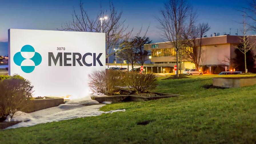 Director de Merck pone en duda calendario de vacuna contra el coronavirus