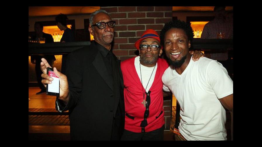 Asesinan a balazos al actor Thomas Jefferson Byrd Asesinan a balazos al actor Thomas Jefferson Byrd