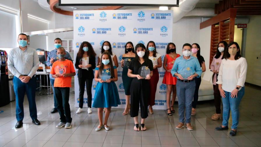 Grupo Ramos premia la excelencia académica de los hijos de sus colaboradores