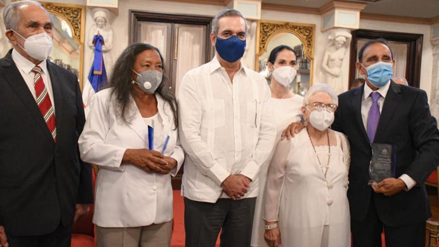 Conape reconoce la labor a favor de los envejecientes