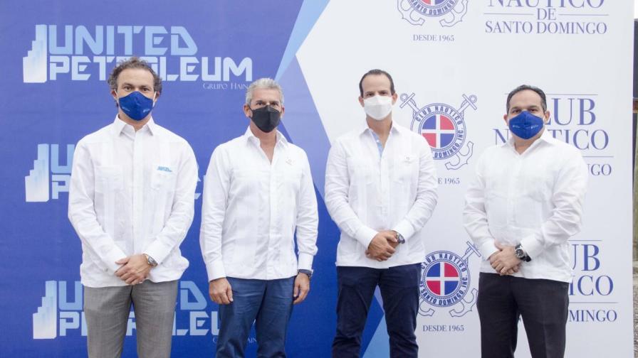 United Petroleum inaugura estación de combustible United Petroleum inaugura estación de combustible