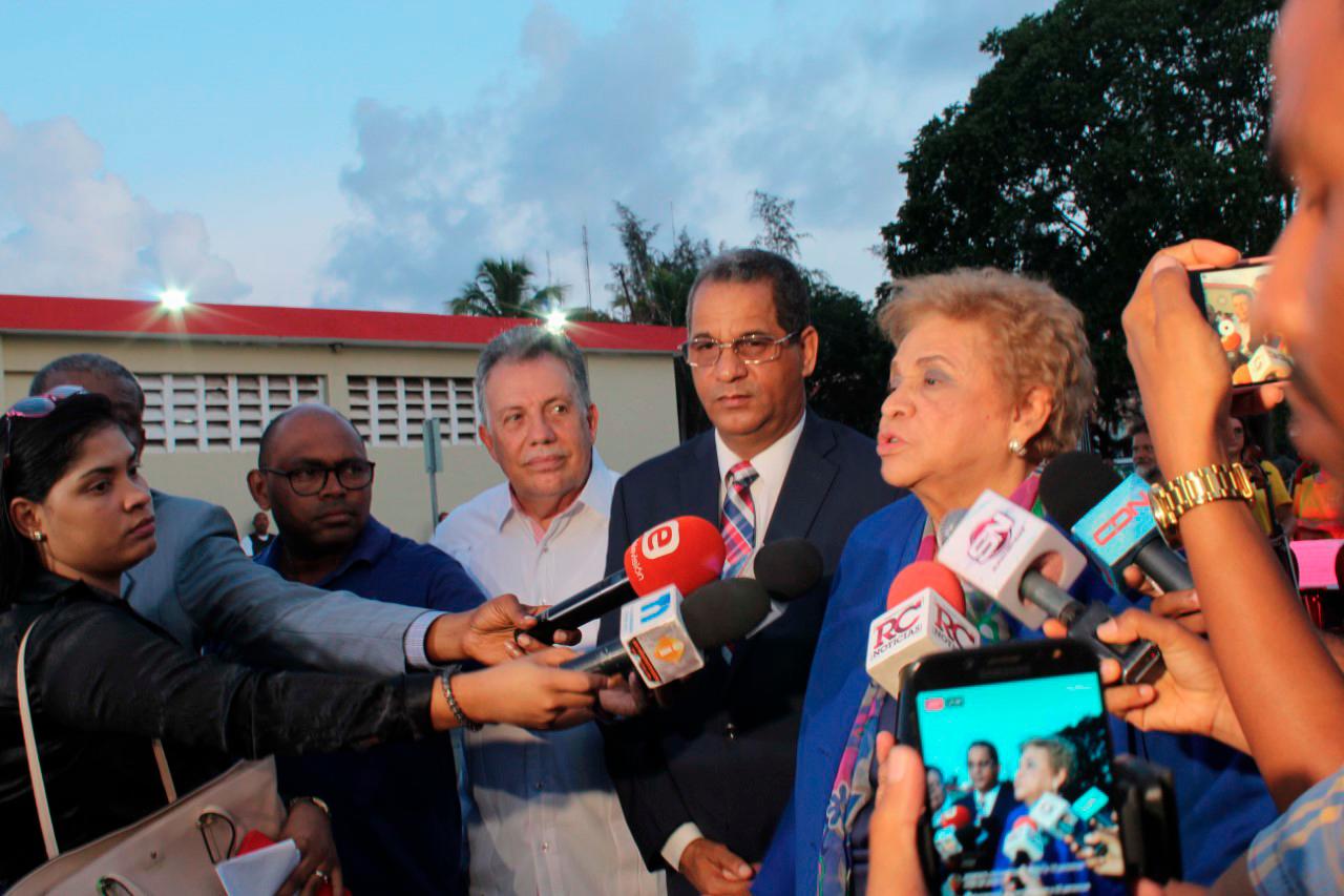 La doctora Ligia Leroux de Ramírez valora la donación de sangre