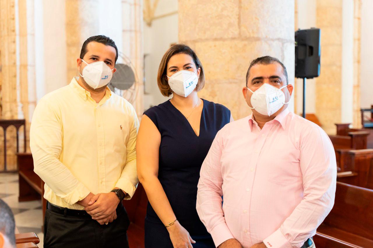 José Caraballo, Nayeebeth Pimentel y Julio Pimentel.