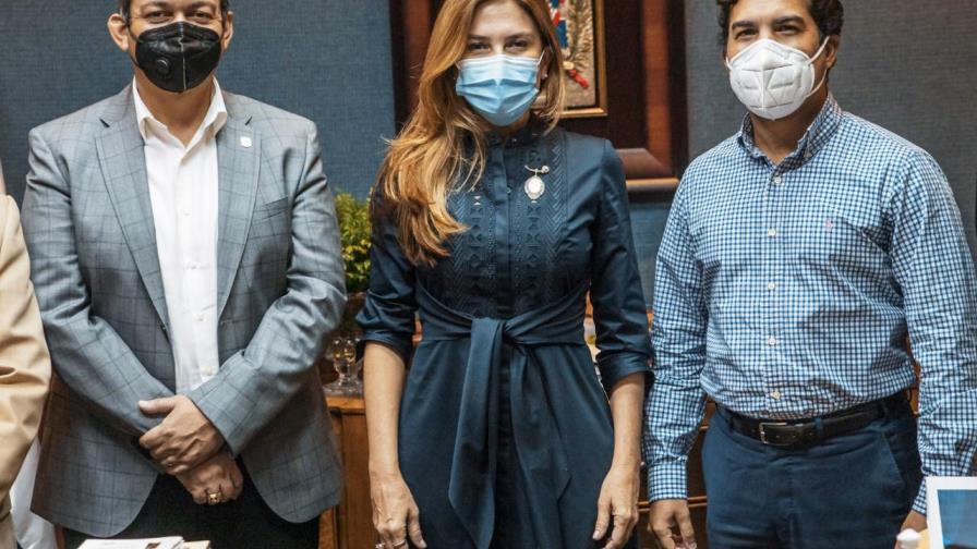 Ayuntamiento Distrito Nacional y URBE firman Acuerdo de Cooperación Ayuntamiento Distrito Nacional y URBE firman Acuerdo de Cooperación