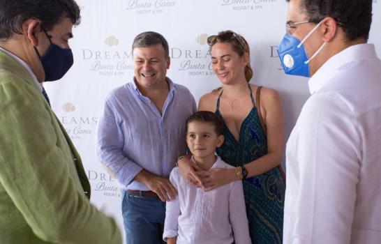 Dreams Punta Cana reabre sus puertas con la presencia del ministro de Turismo David Collado