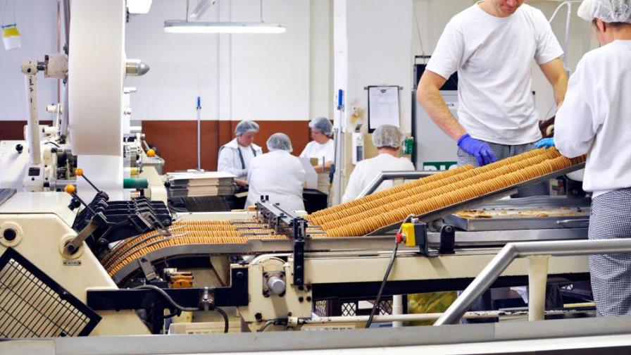 La industria de Argentina se desplomó 6.3 % en 2019 y sumó dos años en caída La industria de Argentina se desplomó 6.3 % en 2019 y sumó dos años en caída