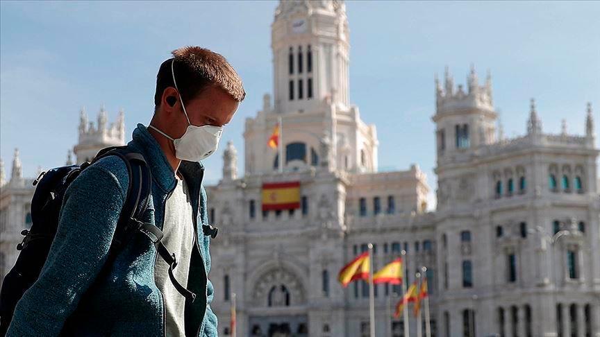 Más restricciones en España por la covid, pero sin confinamiento domiciliario
