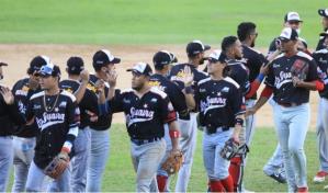 Tiburones barrieron a las Águilas; Tigres y Magallanes suspendido por COVID-19