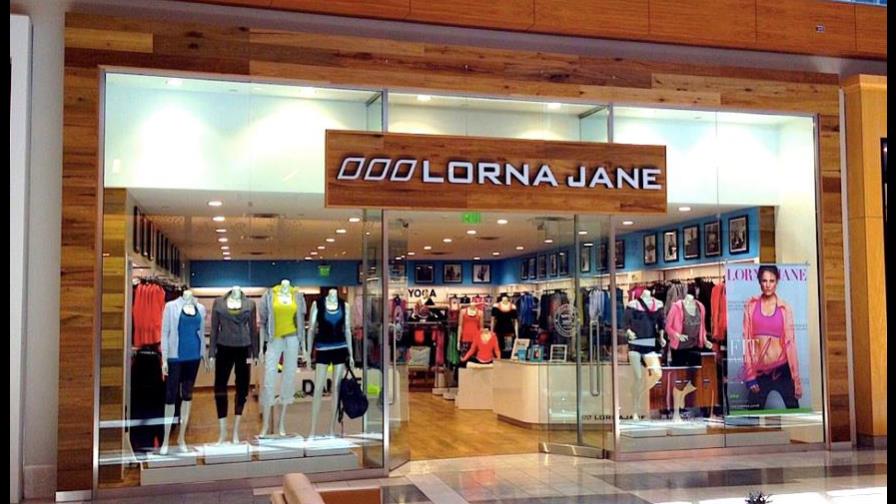 Marca de ropa australiana multada por sus prendas anti-virus’