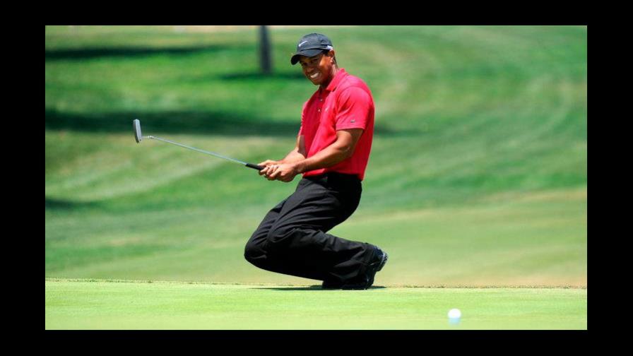 Tiger Woods se somete a cirugía de la rodilla izquierda