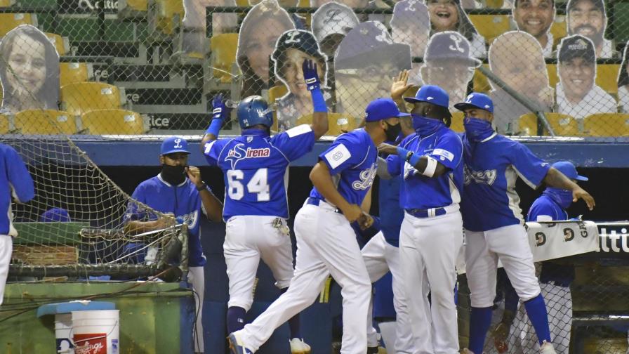 Junior Noboa pide sacrificio a los jugadores del Licey en su complicado calendario Junior Noboa pide sacrificio a los jugadores del Licey en su complicado calendario