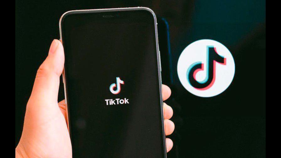 Rusia multa a Tik Tok con 34.000 dólares por no eliminar contenido prohibido