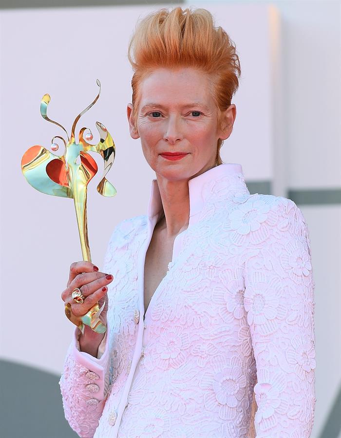 Tilda Swinton en el estreno de La Voz Humana. (Efe/Epa/Ettore Ferrari)