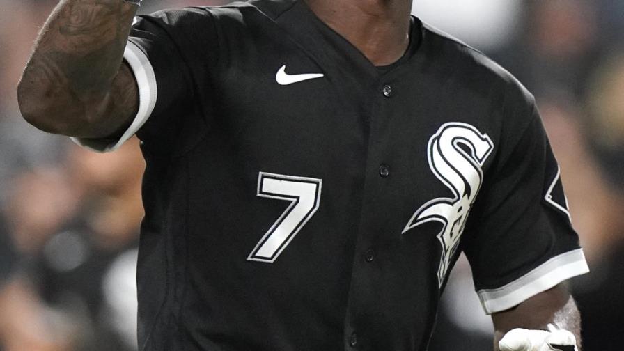 Franmil Reyes dispara jonrón, pero Medias Blancas remontan y vencen a Indios