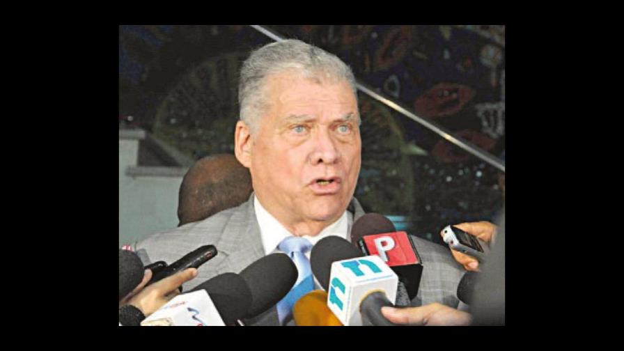 Hijo de Tirso Mejía- Ricart aclara que su padre no ha muerto Hijo de Tirso Mejía- Ricart aclara que su padre no ha muerto