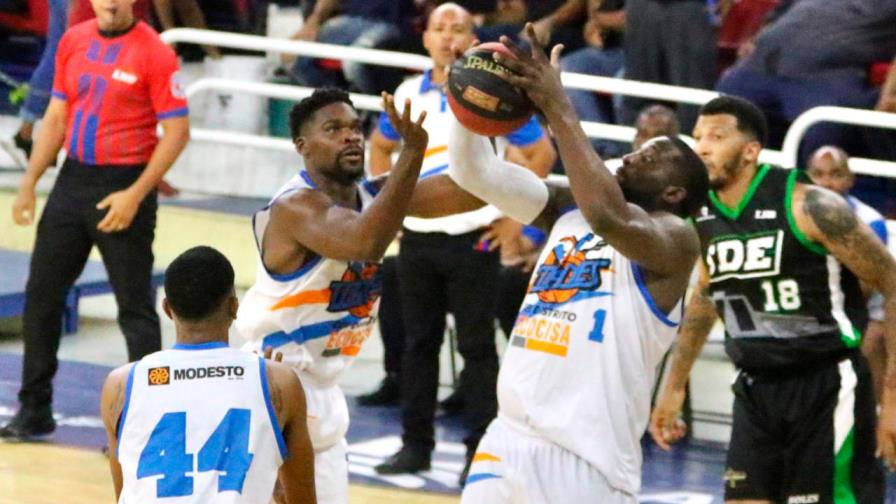 Maxie Esho da dramática victoria a los Soles sobre los Titanes