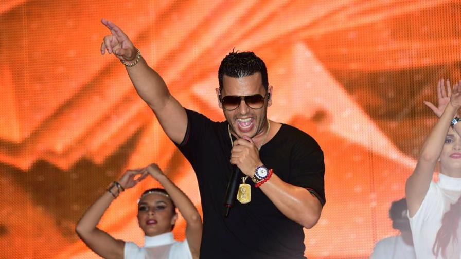 Tito El Bambino se someterá a una prueba ADN por un incidente con una pistola Tito El Bambino se someterá a una prueba ADN por un incidente con una pistola