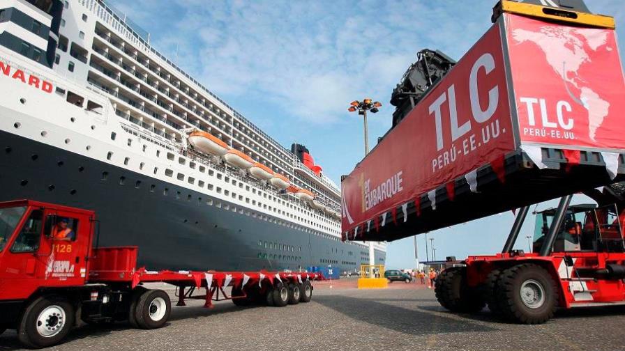 El déficit comercial de EEUU baja un 8,2% en abril a 68.900 millones dólares