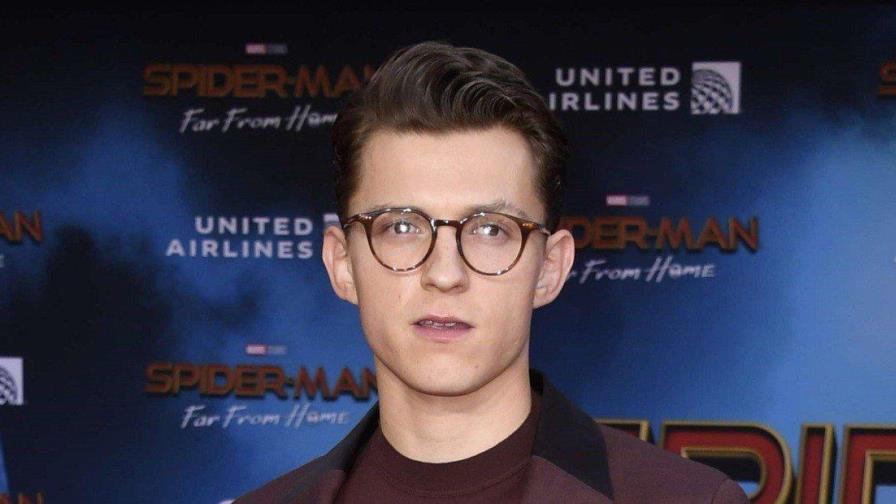 Tom Holland, el intérprete de Spider-Man, dice estar enfermo y en cuarentena Tom Holland, el intérprete de Spider-Man, dice estar enfermo y en cuarentena