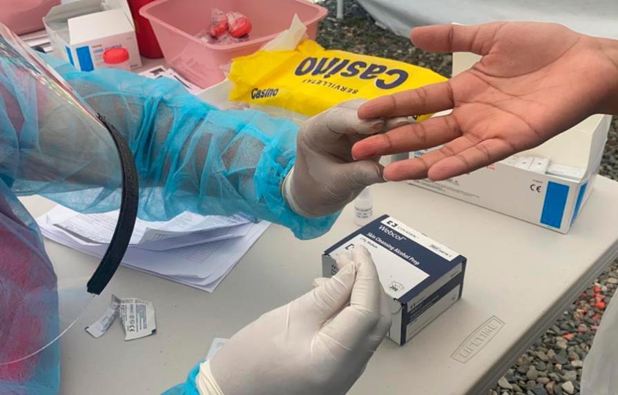 Realizan pruebas PCR y rápidas  en veintiún centros de la Red Pública de Salud