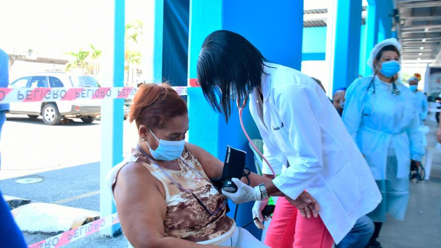 Realizan jornada nacional para detectar hipertensión y diabetes