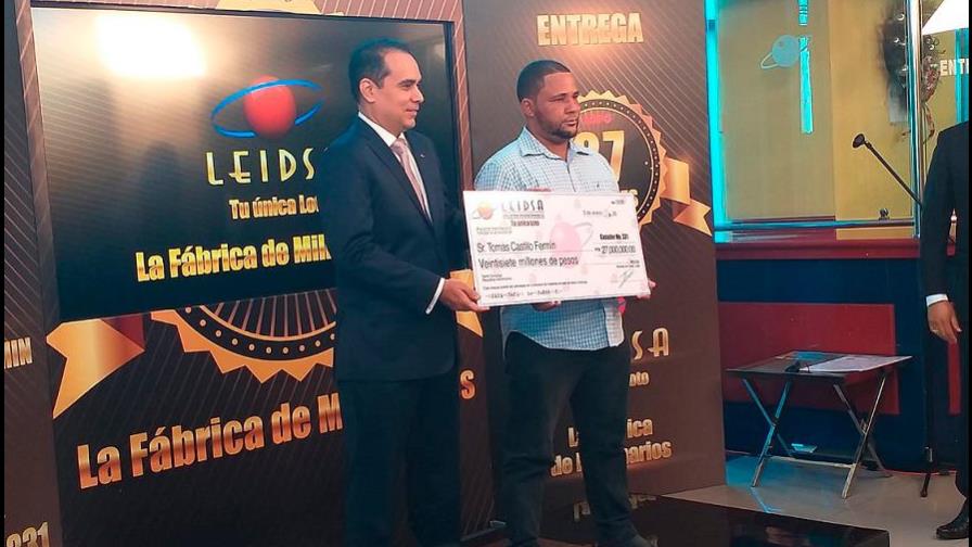 Camionero se convierte en millonario al acertar los números de la Loto 