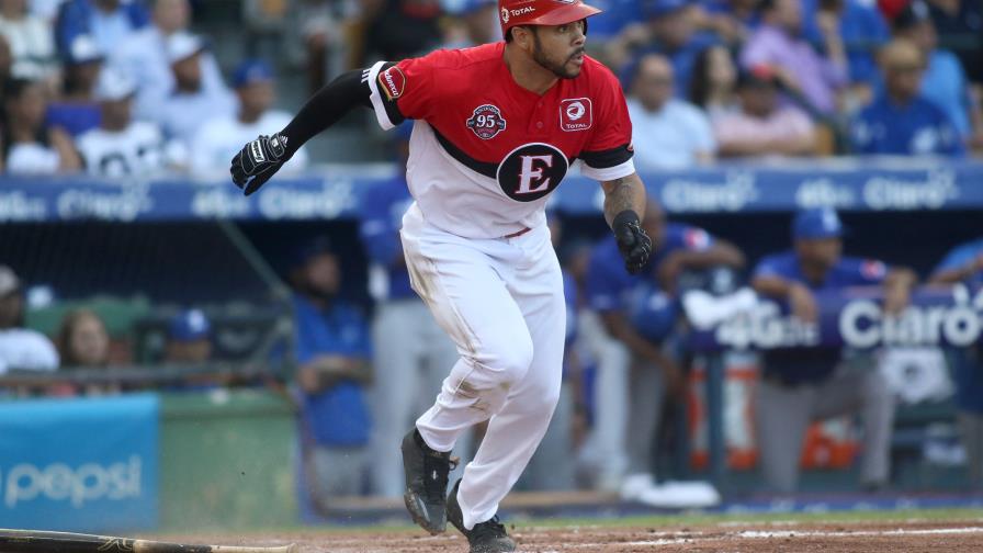 Willi Castro no seguirá con el Escogido y Tony Cruz contempla el retiro