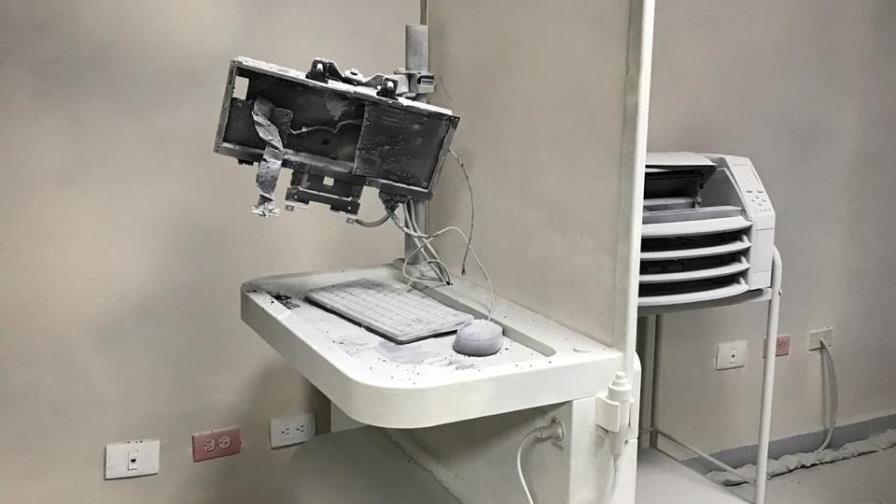 Se queman equipos de hospital inaugurado la semana pasada en Moca 
