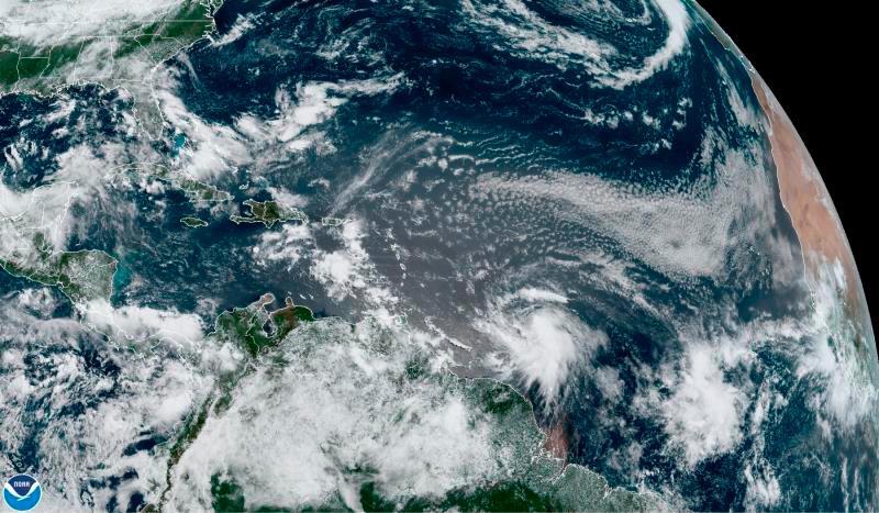 La tormenta Elsa se mueve rápidamente hacia el Caribe y puede fortalecerse