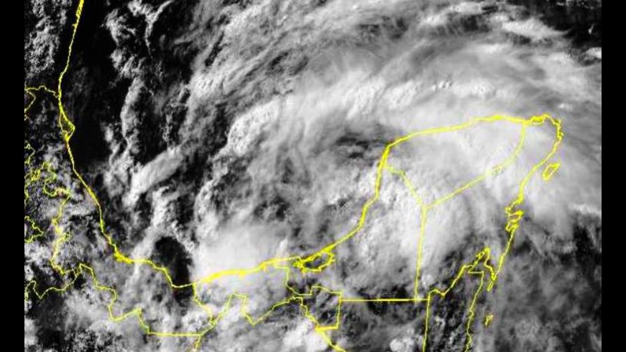 Tormenta tropical Cristóbal estará dos días ante costa mexicana de Campeche