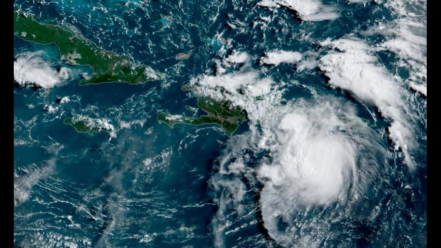 Marty se degrada a depresión tropical lejos de costas del Pacífico mexicano