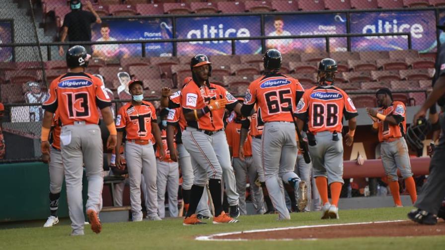 Águilas, Tigres y Gigantes ganan; se complica definición del clasificatorio cuarto lugar
