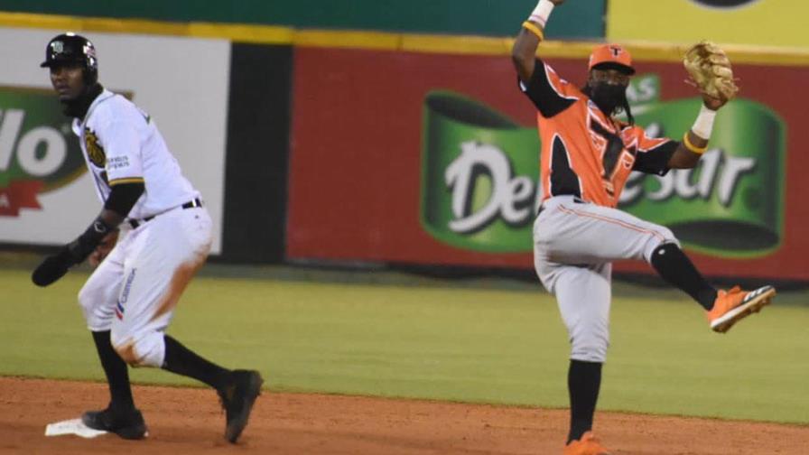 Las Estrellas siguen en racha y ahora dan cuenta de los Toros para empatar en el segundo