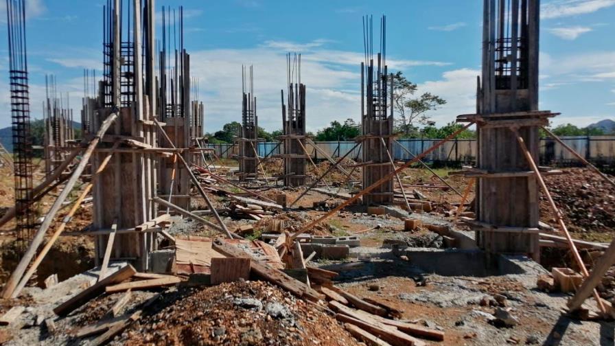 Construcción de plaza de toros de El Seibo va a paso lento 