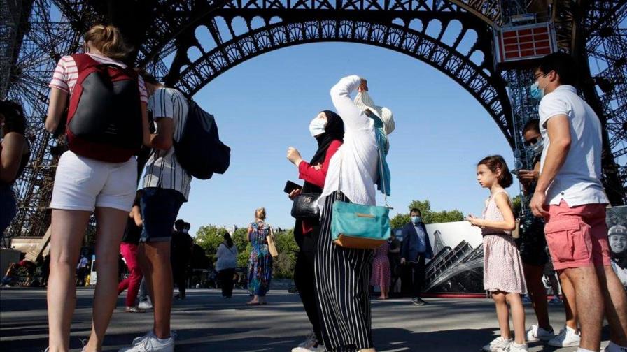 La Torre Eiffel reabre al público tras ocho meses de cierre por la pandemia