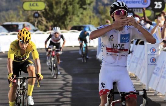 Pogacar se lleva la etapa 15 del Tour, el excampeón Bernal se hunde