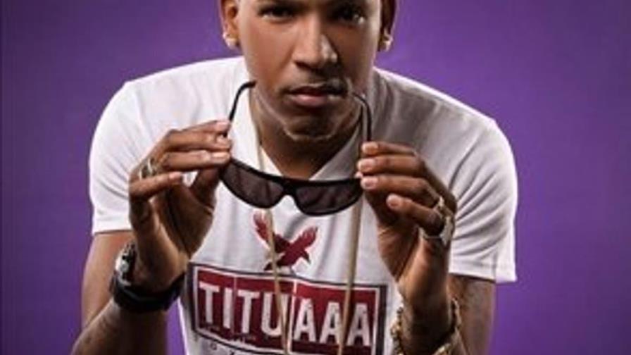 Encuentro de Luis Abinader con Toxic Crow y otros artistas dominicanos 