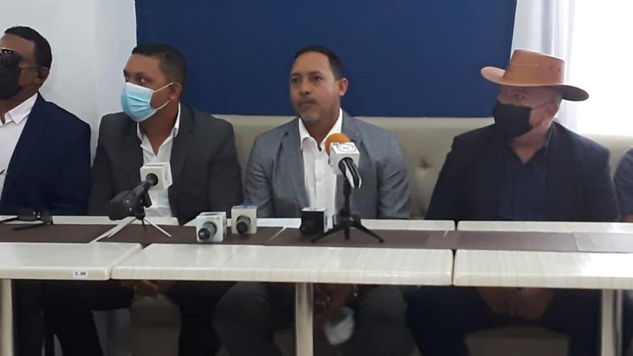 Transportistas turísticos piden al gobierno ir en su auxilio; advierten paralizarán operaciones