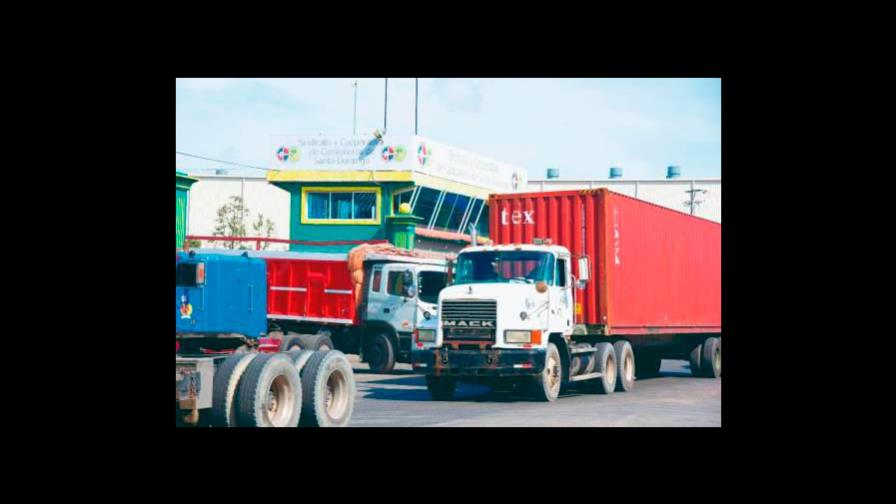 Prohibirán circulación de carga pesada en el Distrito Nacional de 6:00 de la mañana a 8:00 de la noche