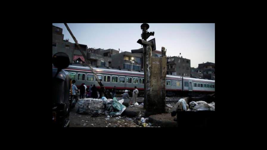 A juicio el revisor de un tren egipcio que obligó saltar a jóvenes en marcha A juicio el revisor de un tren egipcio que obligó saltar a jóvenes en marcha
