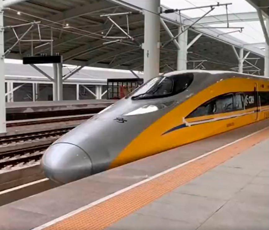 Realizan pruebas al primer tren bala chino con financiación privada  