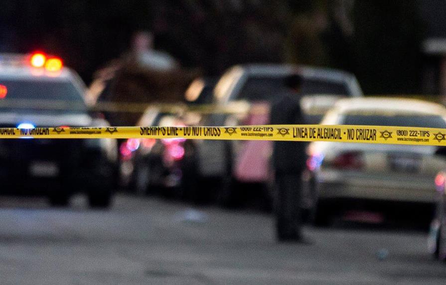 Tres muertos, entre ellos un niño, en tiroteo en un supermercado de Florida
