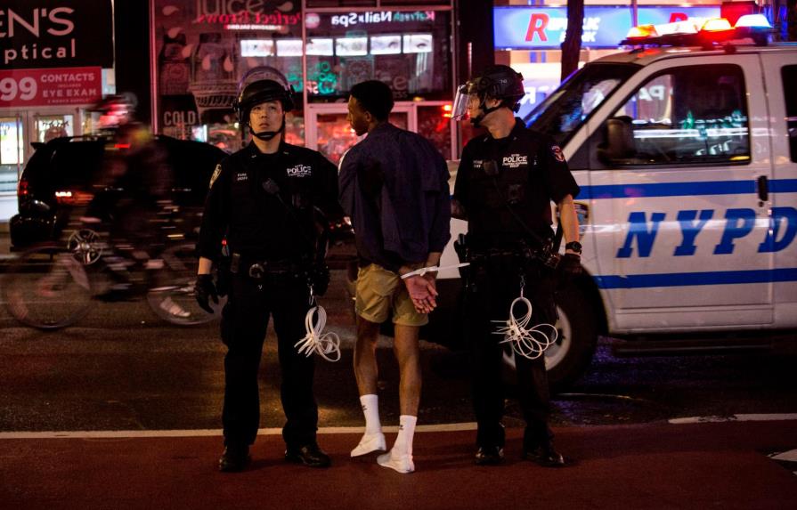 Tres policías heridos en ataque “no provocado” tras protestas en Nueva York
