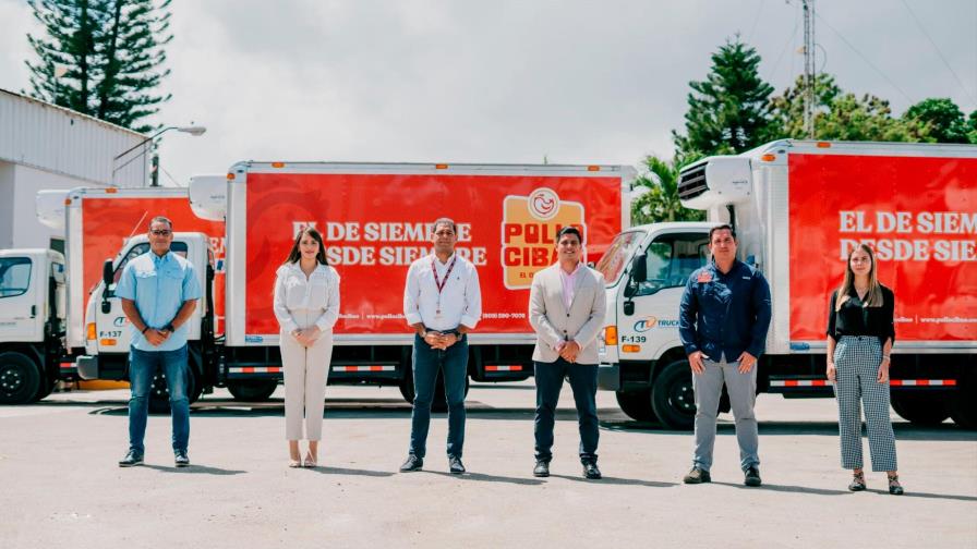 Pollo Cibao recibe la flotilla que manejará su distribución nacional junto a su aliado Truckslogic Dominicana