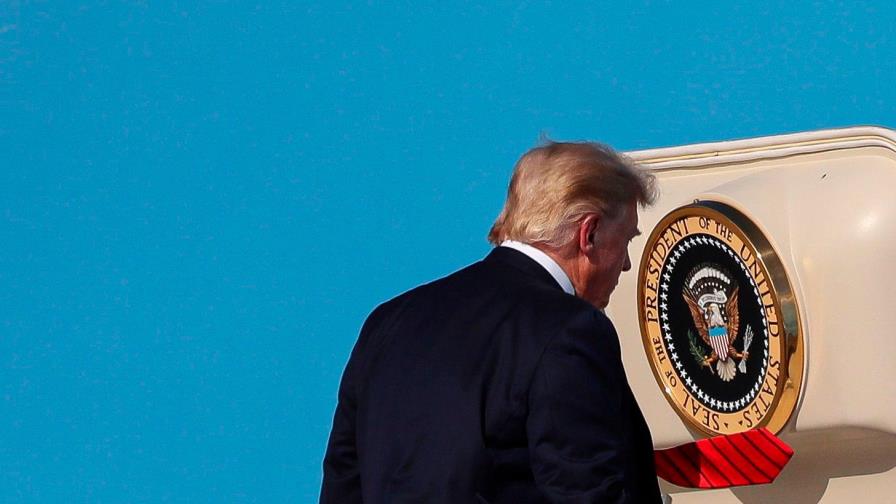 Trump desafía las normas sobre COVID-19 con un mitin en Nevada