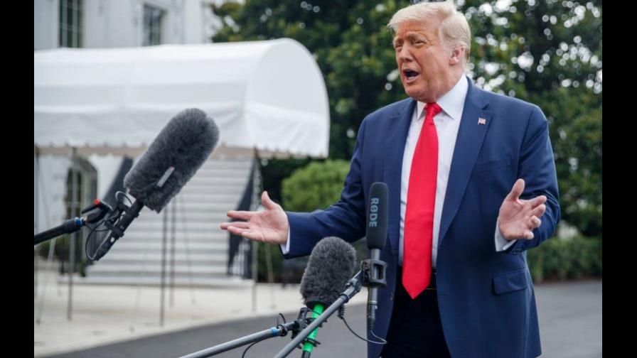 Trump cancela su segundo gran mitin de pandemia por una tormenta tropical