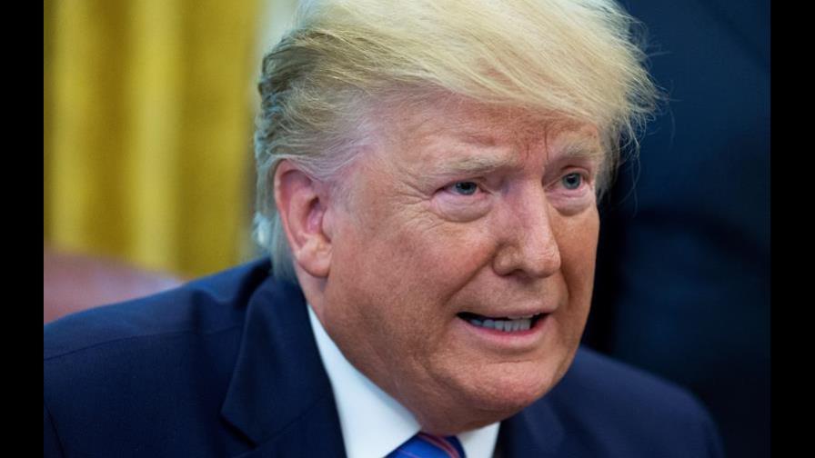 Trump rechaza críticas a centros de detención y pide que migrantes no viajen