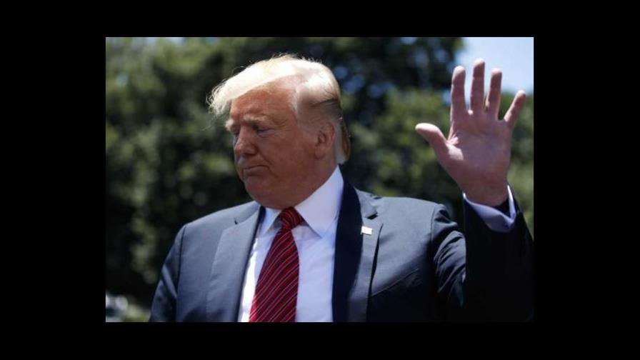 Trump pide  a legisladoras negras que vuelvan a su países “infestados de delincuencia”