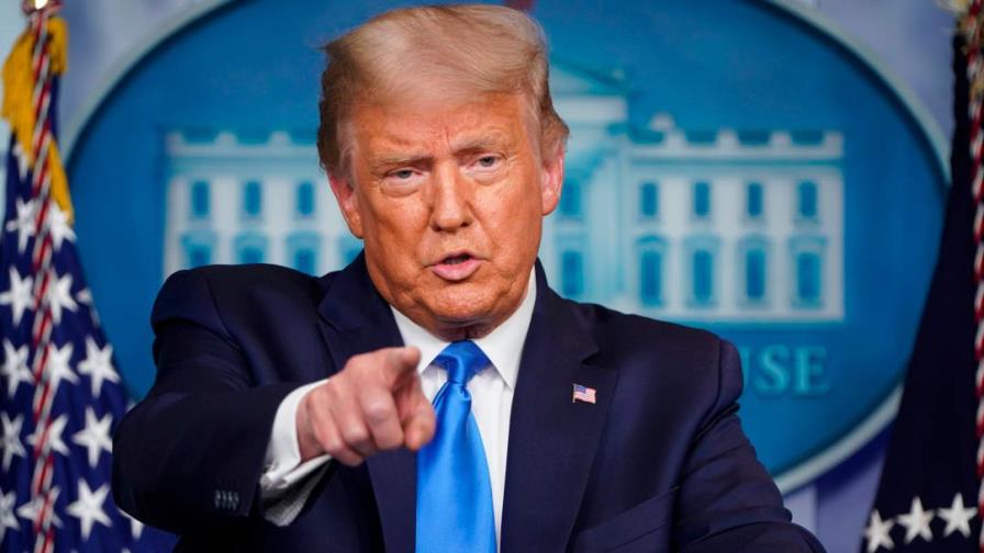 Trump: Pence lo está haciendo genial; Harris es una  máquina de errores